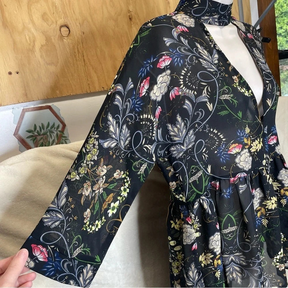 Lucca keyhole front floral blouse boho women’s small - Picture 5 of 8